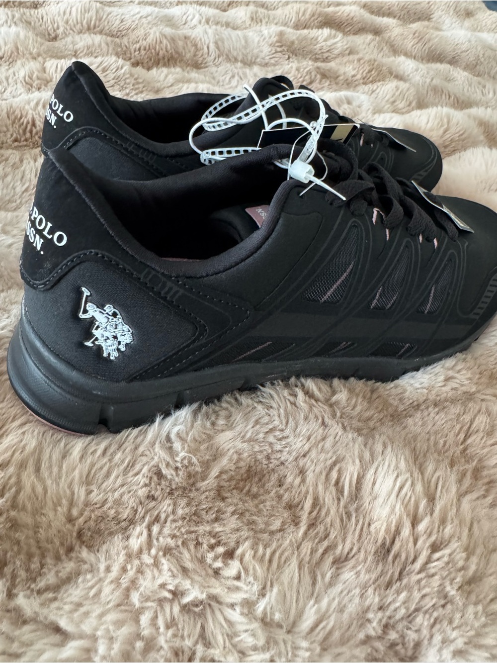 NWT U.S. Polo Assn. Women's Black Sneakers Size 8 Wide Width - Picture 3 of 6